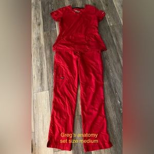 Greys anatomy scrub set size medium